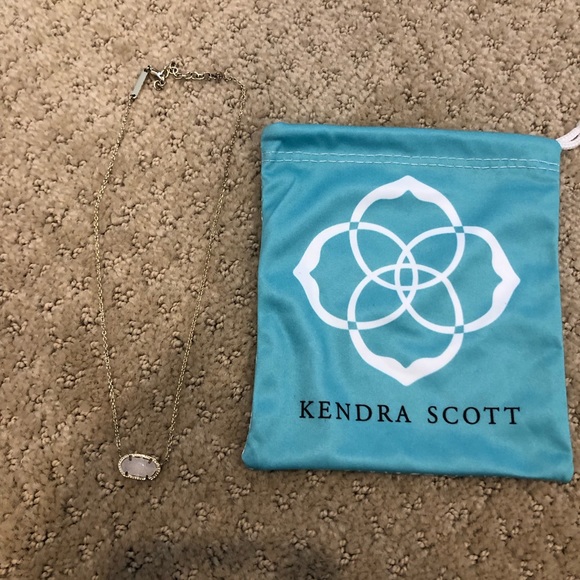 Kendra Scott Necklace - Picture 3 of 4